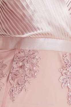 Pink Embroidered Dip Hem Dress -Glamourista 00100036181 ZS