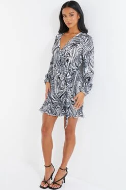 Petite Black Plisse Swirl Wrap Dress -Glamourista 00100036325 XS