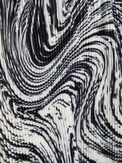 Petite Black Plisse Swirl Wrap Dress -Glamourista 00100036325 ZS