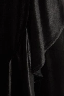 Curve Black Velvet Frill Dress -Glamourista 00100036328 ZS