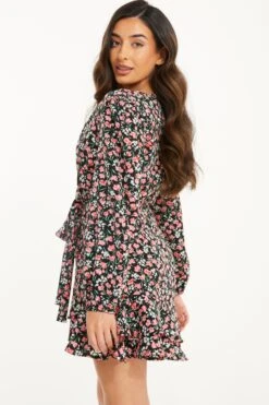 Petite Black Ditsy Floral Wrap Mini Dress -Glamourista 00100037111 XB