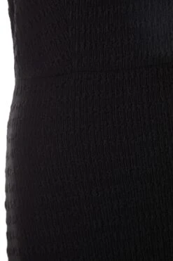 Petite Black Halterneck Textured Maxi Dress -Glamourista 00100039463 ZS